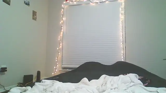 NaughtyHottieBBW online show from April 18, 2026, 12:24 am