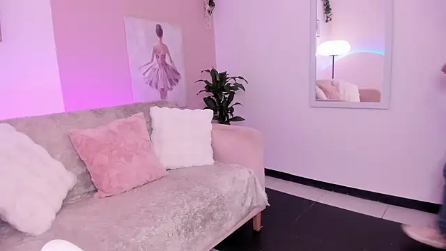 ana ev online show from March 14, 2025, 4:43 am