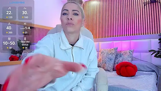 Viktoria Davis online show from January 4, 2025, 10:13 pm