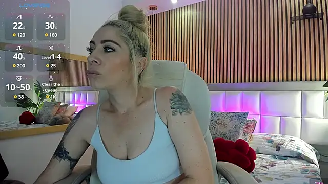 Viktoria Davis online show from January 10, 2025, 9:53 pm