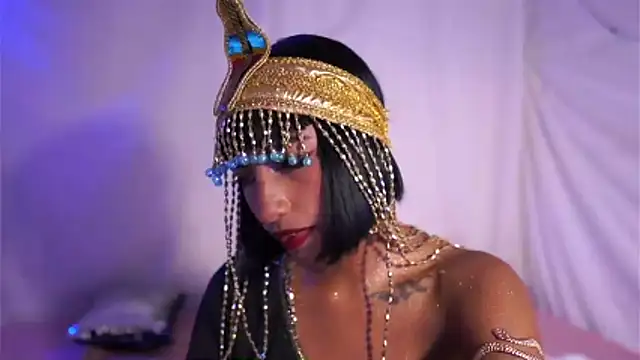 Snapshot of JulietaWinona chatting on October 31, 2025, 11:11 pm JulietaWinona online show from October 31, 2025, 11:11 pm