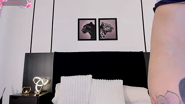 Snapshot of Doll_troy chatting on February 10, 2026, 1:32 pm Doll troy online show from February 10, 2026, 1:32 pm