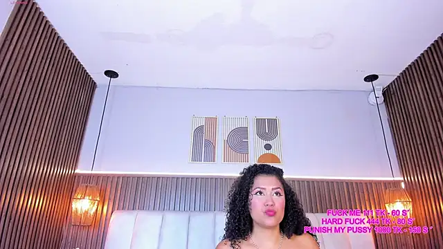 Snapshot of Ashleyy23x chatting on April 30, 2026, 7:32 pm Ashleyy23x online show from April 30, 2026, 7:32 pm