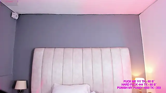 Snapshot of Ashleyy23x chatting on February 17, 2026, 7:44 pm Ashleyy23x online show from February 17, 2026, 7:44 pm