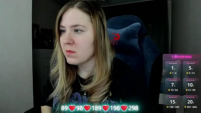 Snapshot of Olivia_Munk chatting on February 8, 2026, 3:37 am Olivia Munk online show from February 8, 2026, 3:37 am