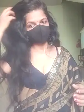 Shuttii 25 online show from February 3, 2026, 4:43 am