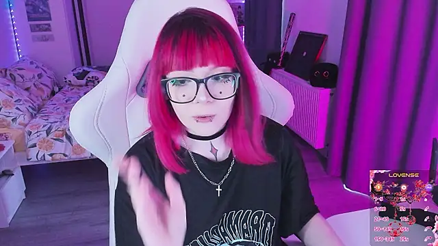 Yumi Youkai online show from March 19, 2026, 10:04 am