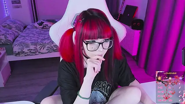 Yumi Youkai online show from January 18, 2026, 2:42 pm