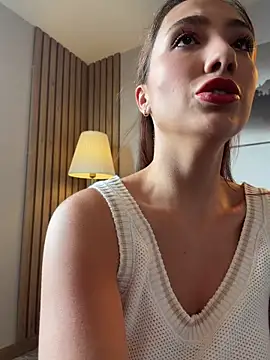 AnnaCastillo  online show from June 30, 2026, 8:42 pm