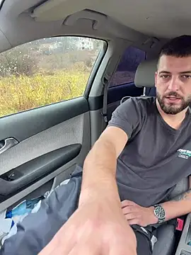 ElChapoGuzman95 online show from November 24, 2025, 7:30 am