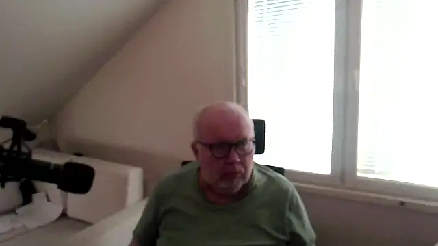 ScrawnyFire online show from March 6, 2026, 12:44 pm