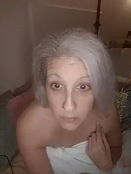 Snapshot of MaggieMoonxxx chatting on December 15, 2024, 6:59 pm MaggieMoonxxx online show from December 15, 2024, 6:59 pm