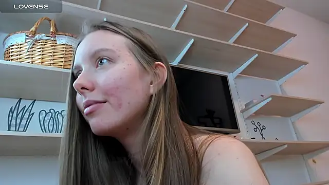 Snapshot of Peggy_Beauty chatting on January 17, 2026, 3:37 pm Peggy Beauty online show from January 17, 2026, 3:37 pm