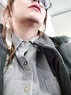 Snapshot of ERIS666 chatting on March 17, 2025, 5:05 pm ERIS666 online show from March 17, 2025, 5:05 pm