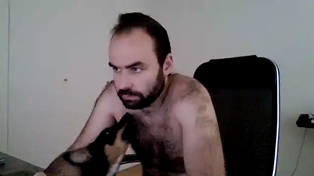 joaodias 97 online show from April 13, 2026, 12:20 pm