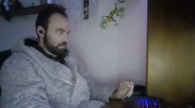 joaodias 97 online show from January 2, 2025, 10:22 pm