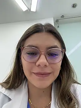 Snapshot of alicee16 chatting on March 16, 2025, 7:06 pm alicee16 online show from March 16, 2025, 7:06 pm
