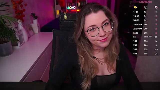 Snapshot of RemyCute chatting on February 11, 2026, 7:14 pm RemyCute online show from February 11, 2026, 7:14 pm