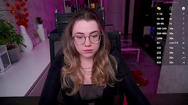 RemyCute online show from April 2, 2026, 8:26 pm