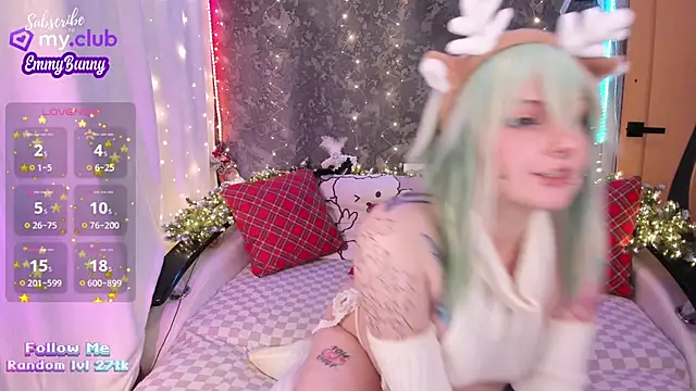 Snapshot of EmmyBunny chatting on December 25, 2024, 3:38 pm EmmyBunny online show from December 25, 2024, 3:38 pm