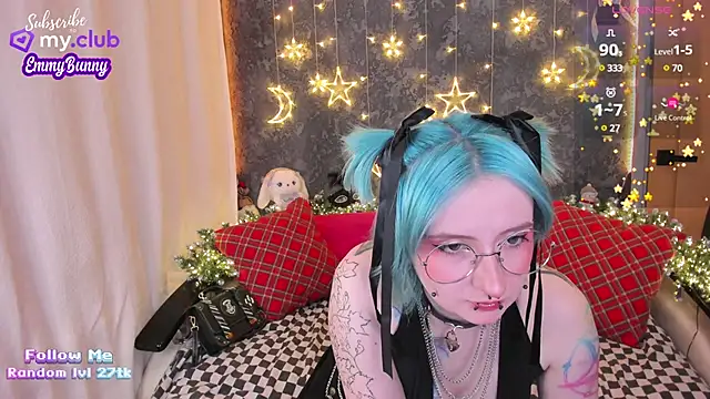 Snapshot of EmmyBunny chatting on December 14, 2024, 3:15 pm EmmyBunny online show from December 14, 2024, 3:15 pm