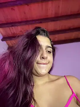 Snapshot of Alicia_Ruiz chatting on December 22, 2024, 6:37 pm Alicia Ruiz online show from December 22, 2024, 6:37 pm