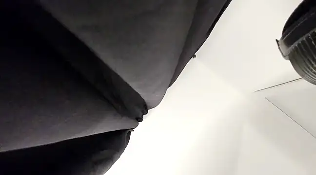 Snapshot of Blum_icee chatting on March 17, 2025, 11:24 pm Blum icee online show from March 17, 2025, 11:24 pm