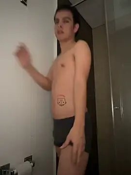 Snapshot of Blum_icee chatting on February 12, 2025, 1:30 am Blum icee online show from February 12, 2025, 1:30 am