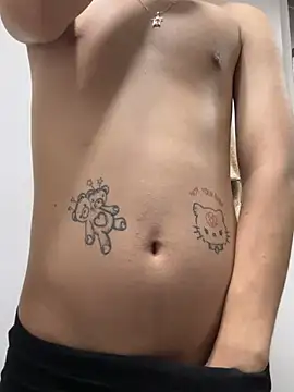 Snapshot of Blum_icee chatting on February 6, 2025, 5:40 pm Blum icee online show from February 6, 2025, 5:40 pm