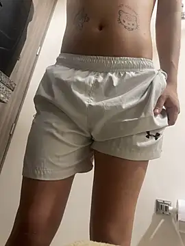 Snapshot of Blum_icee chatting on February 5, 2025, 7:53 pm Blum icee online show from February 5, 2025, 7:53 pm