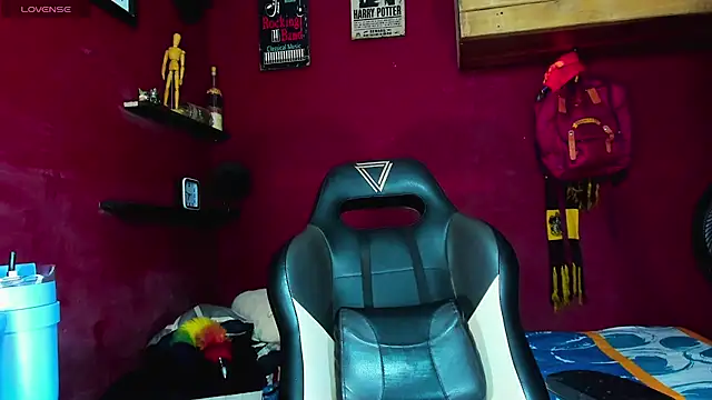 dariell smokesexx online show from November 10, 2025, 9:14 am