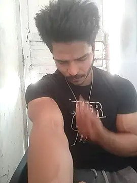 Snapshot of rounakhunk chatting on May 22, 2026, 8:45 am rounakhunk online show from May 22, 2026, 8:45 am
