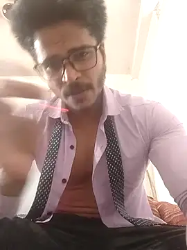 Snapshot of rounakhunk chatting on May 7, 2026, 11:02 am rounakhunk online show from May 7, 2026, 11:02 am
