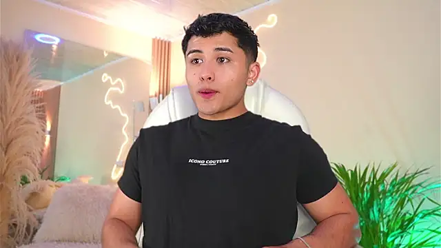 MatiasKorn online show from April 11, 2026, 4:31 am