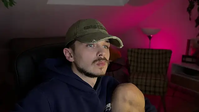 naked psy online show from January 12, 2026, 2:13 pm