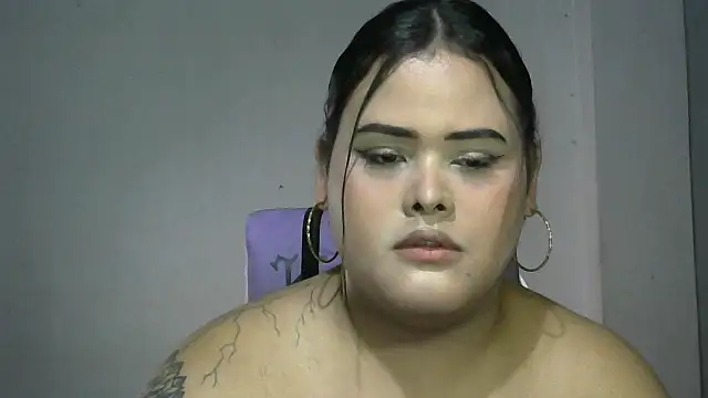 antonellasex1998 online show from November 16, 2025, 6:51 am