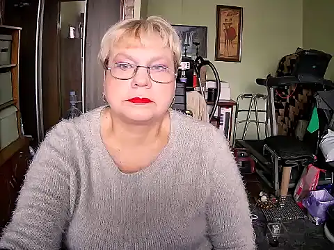 LOLA8888 online show from October 25, 2025, 10:36 am