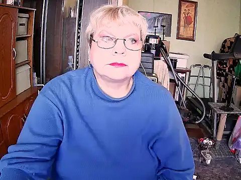 LOLA8888 online show from November 14, 2025, 12:20 pm