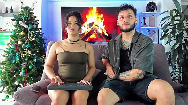 Snapshot of Twisted_Fantasy chatting on December 20, 2025, 7:06 pm Twisted Fantasy online show from December 20, 2025, 7:06 pm