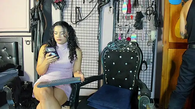 Snapshot of Twisted_Fantasy chatting on January 8, 2026, 2:28 am Twisted Fantasy online show from January 8, 2026, 2:28 am