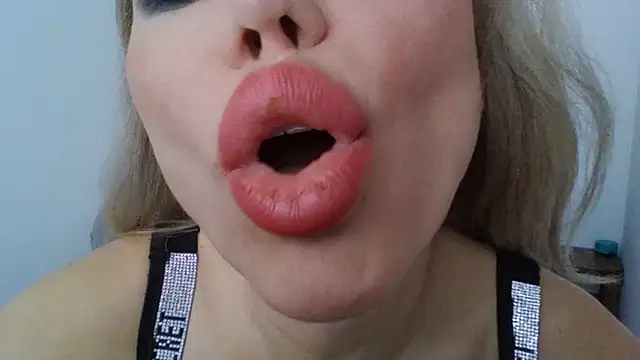 Radmila Queen  online show from December 26, 2024, 7:13 am