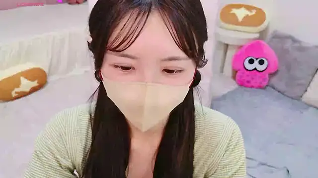 Snapshot of anchan_ chatting on May 6, 2026, 1:04 pm anchan online show from May 6, 2026, 1:04 pm