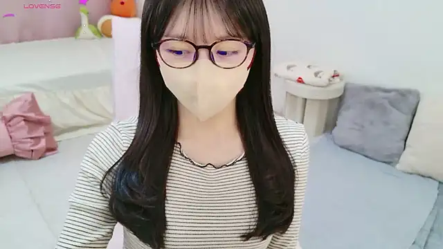 Snapshot of anchan_ chatting on February 19, 2026, 12:46 pm anchan online show from February 19, 2026, 12:46 pm