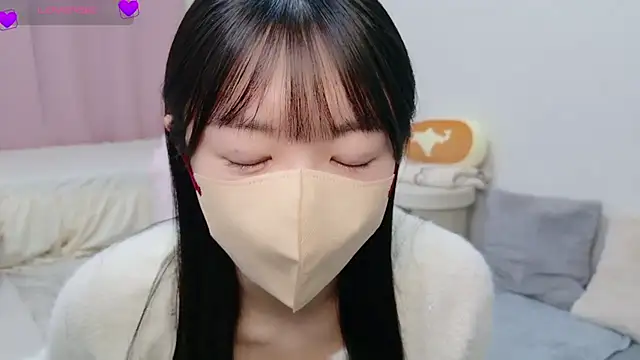 anchan  online show from November 4, 2025, 1:20 am