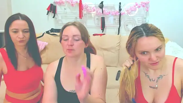 MagicEyess online show from April 11, 2026, 6:43 am