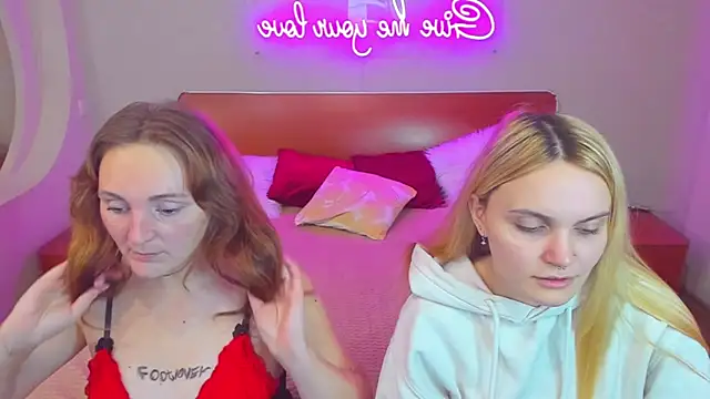 MagicEyess online show from December 15, 2025, 5:30 pm