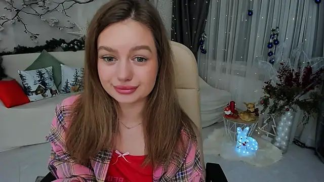 MiracleCurly online show from December 16, 2025, 7:29 pm