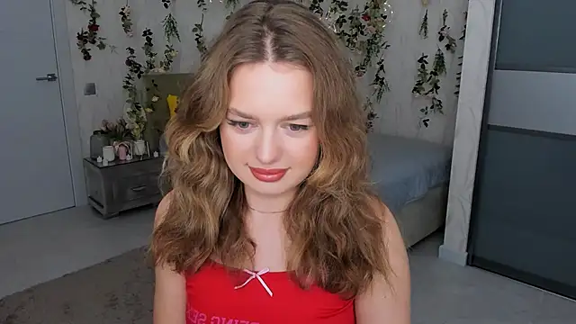 MiracleCurly online show from November 27, 2025, 6:08 pm