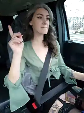 Lilmissvyx online show from January 28, 2025, 4:08 pm