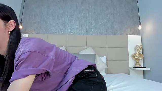 Hecatee 77 online show from March 9, 2026, 7:39 pm